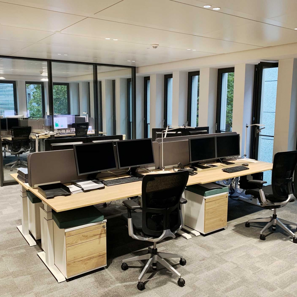 Ankommen - Einzel- und Mehrpersonenbüro für Ihr Büro